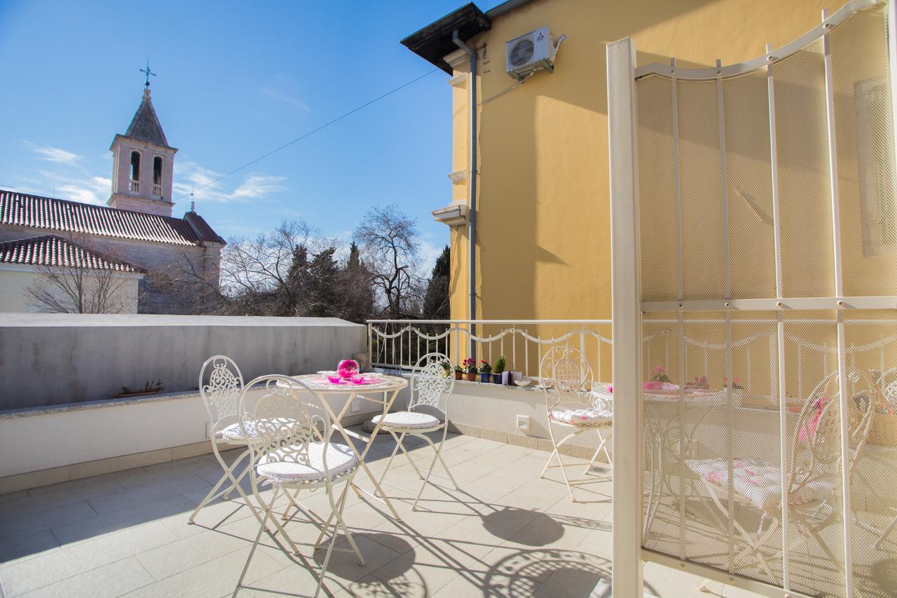 Shabby Chic Apartments Sibenik Ngoại thất bức ảnh